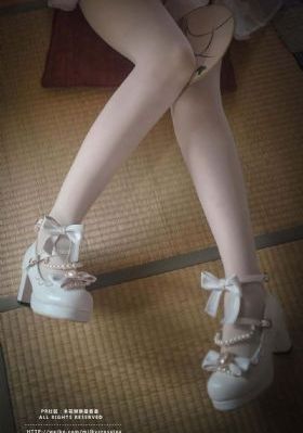 丝袜女帝玉腿夹精_BD国语高清在线